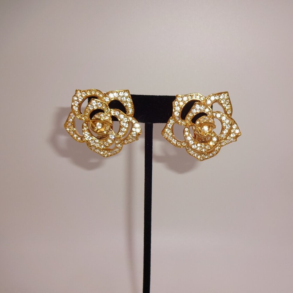 Vintage Avon Elizabeth Taylor Pave Crystal Rose Clip On Earrings Rhinestones